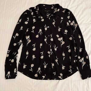 Banana republic dress shirt with floral details, petite